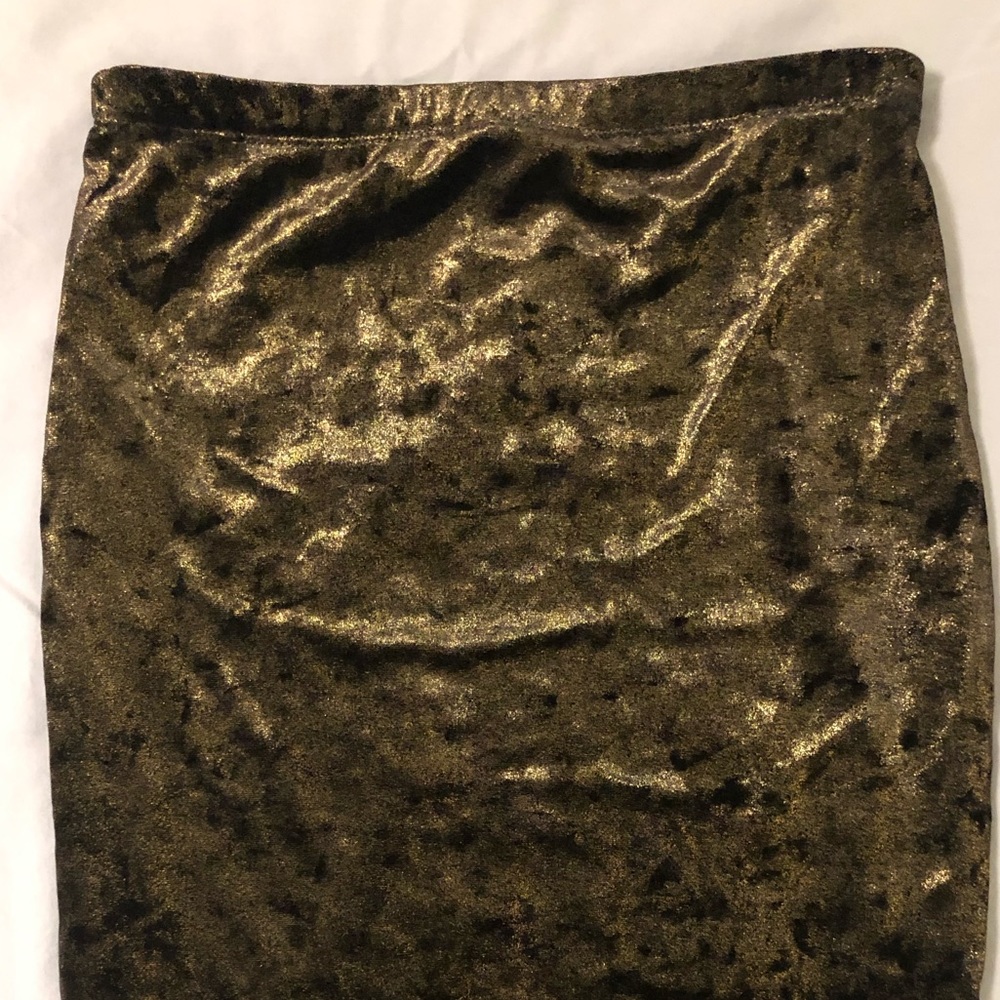 June & Hudson gold velvet skirt